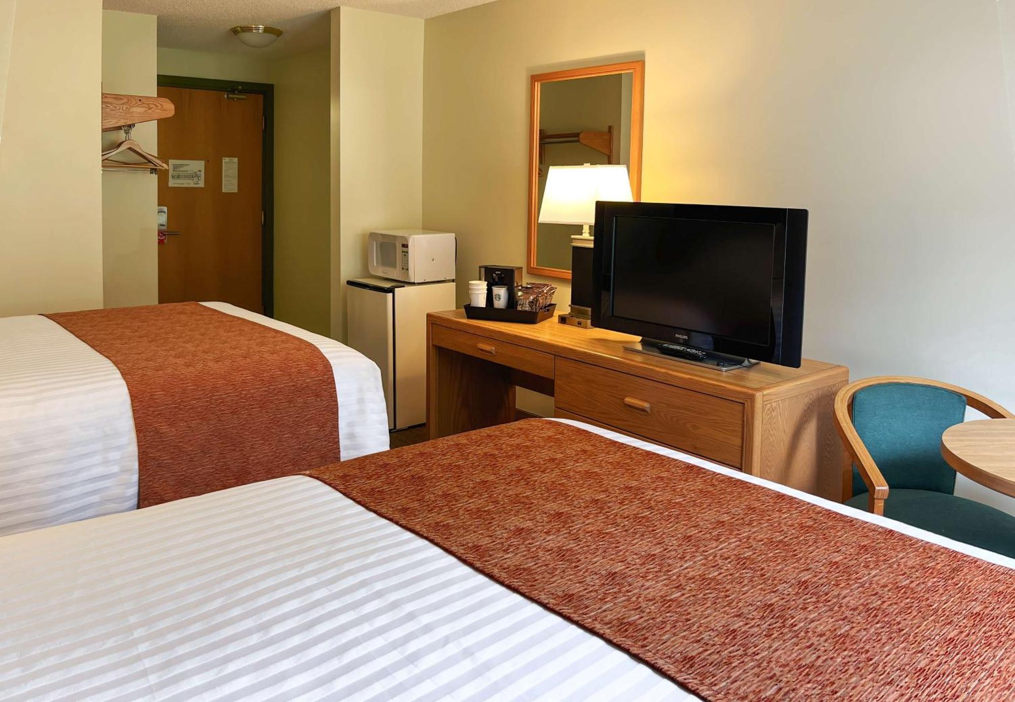 อีโคโน ลอดจ์ แอนด์ สวีท Hotel ฮินตัน ภายนอก รูปภาพ